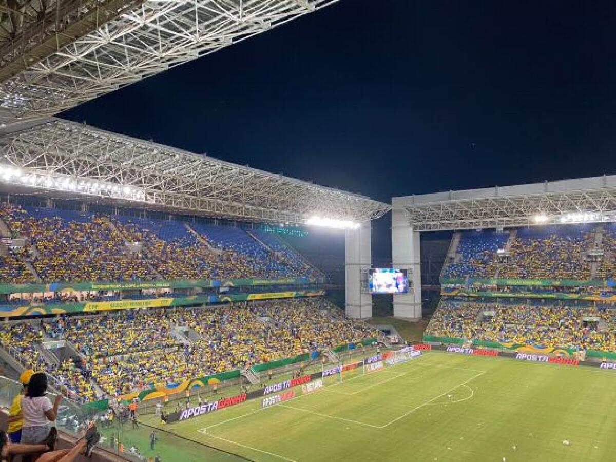 Brasil sofre empate da Venezuela e perde liderança das