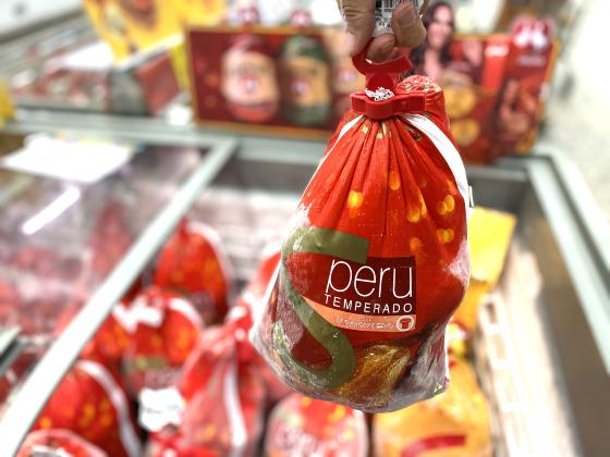 Consumidor pode observar os preços de diferentes marcas e optar pela que estiver mais em conta