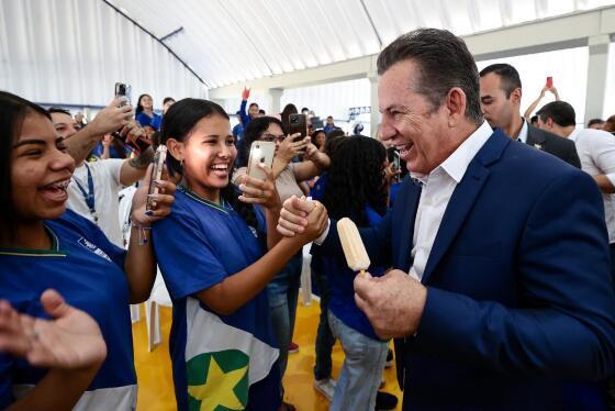 O governador Mauro Mendes, durante a entrega do Complexo Educacional