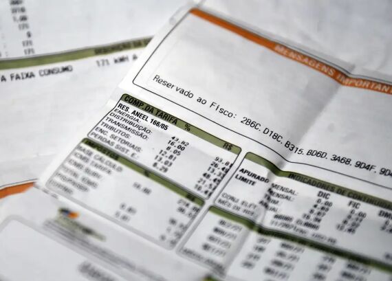 Aneel mantém bandeira vermelha 1 na conta de luz em novembro